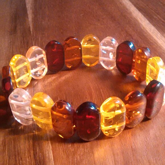 Multi-Color Simulated Amber Block Bead Stretch Bracelet - Picture 4 of 11